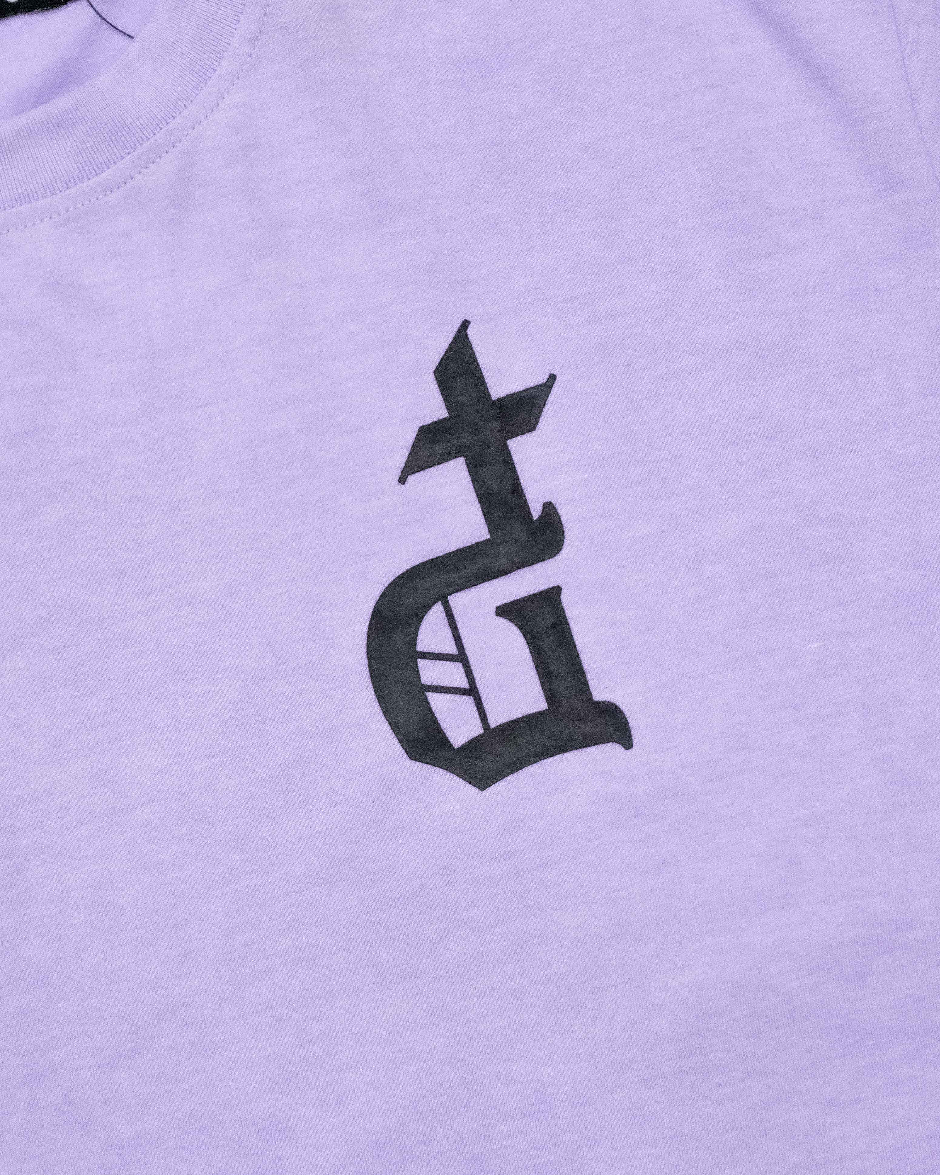 BLACKLETTER LOGO LAVENDER