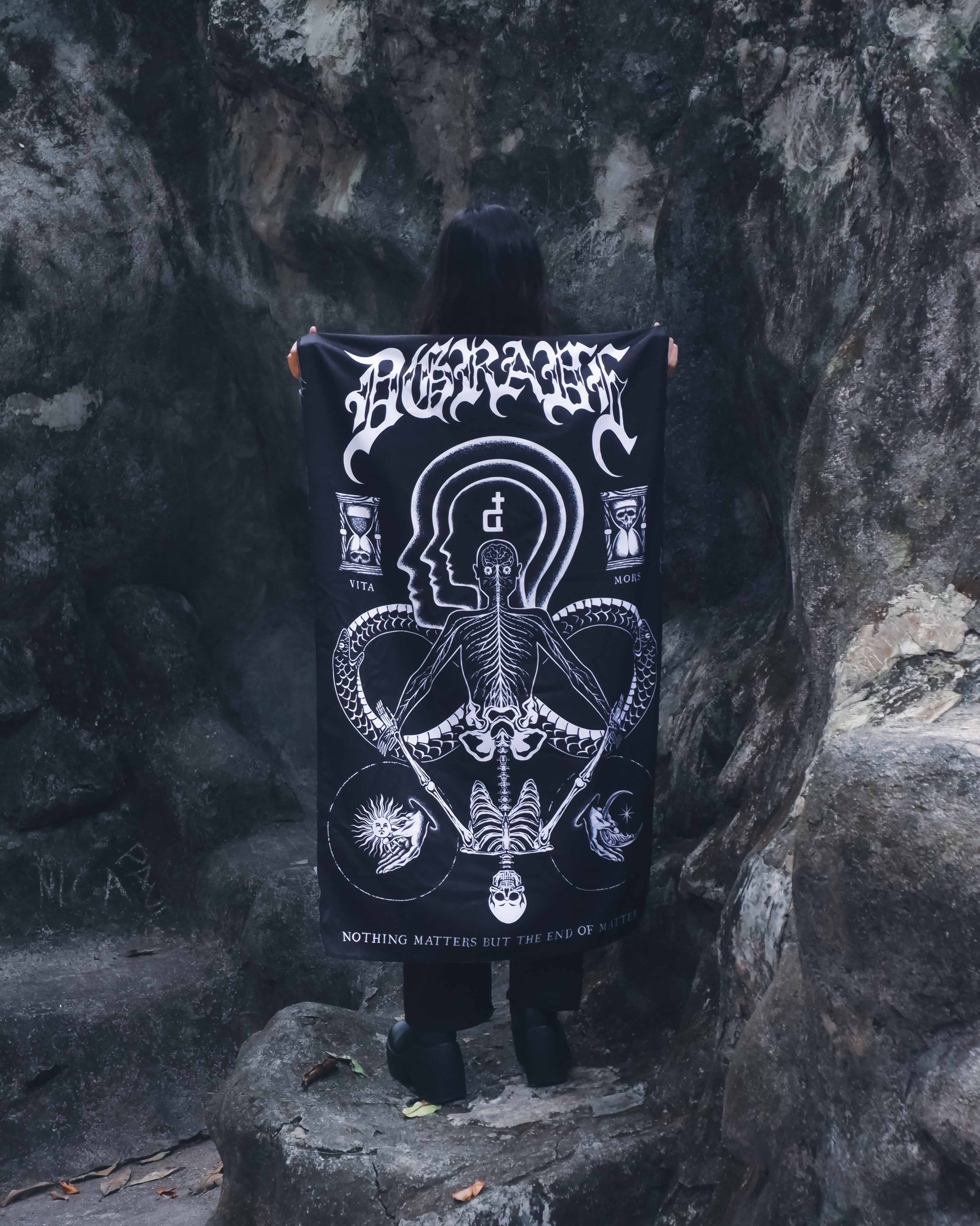 MORS VITA TAPESTRY