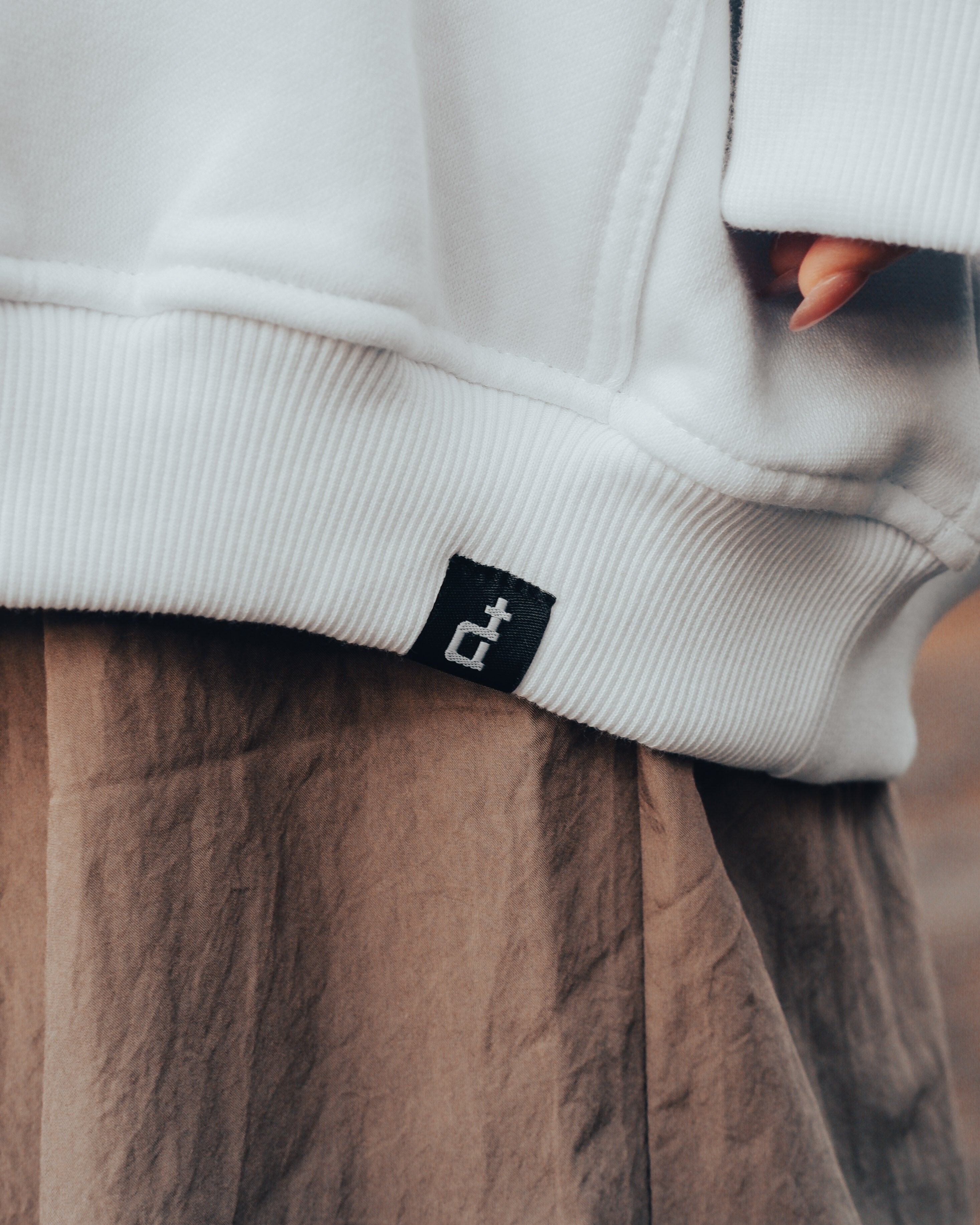 OG LOGO HOODIE WHITE