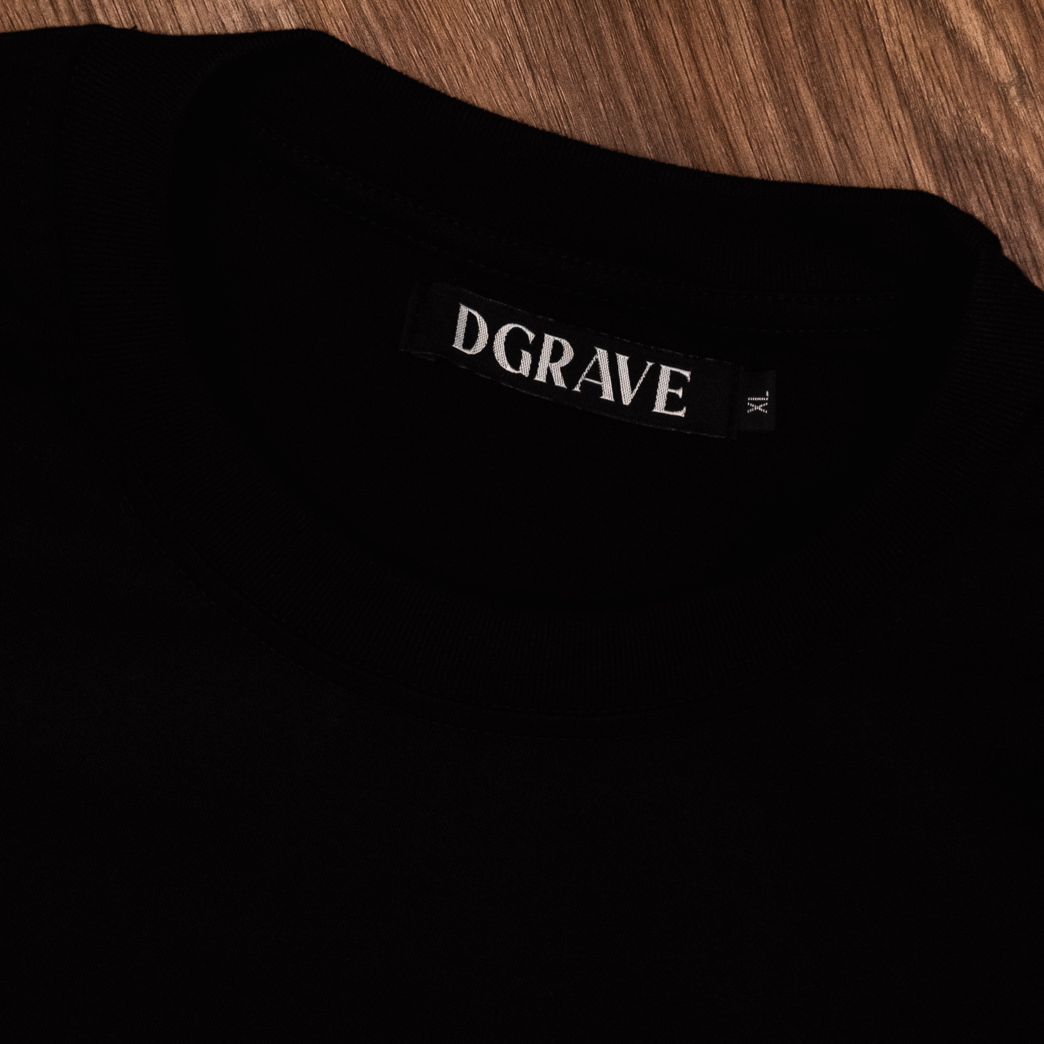 PLAIN BLACK TEE