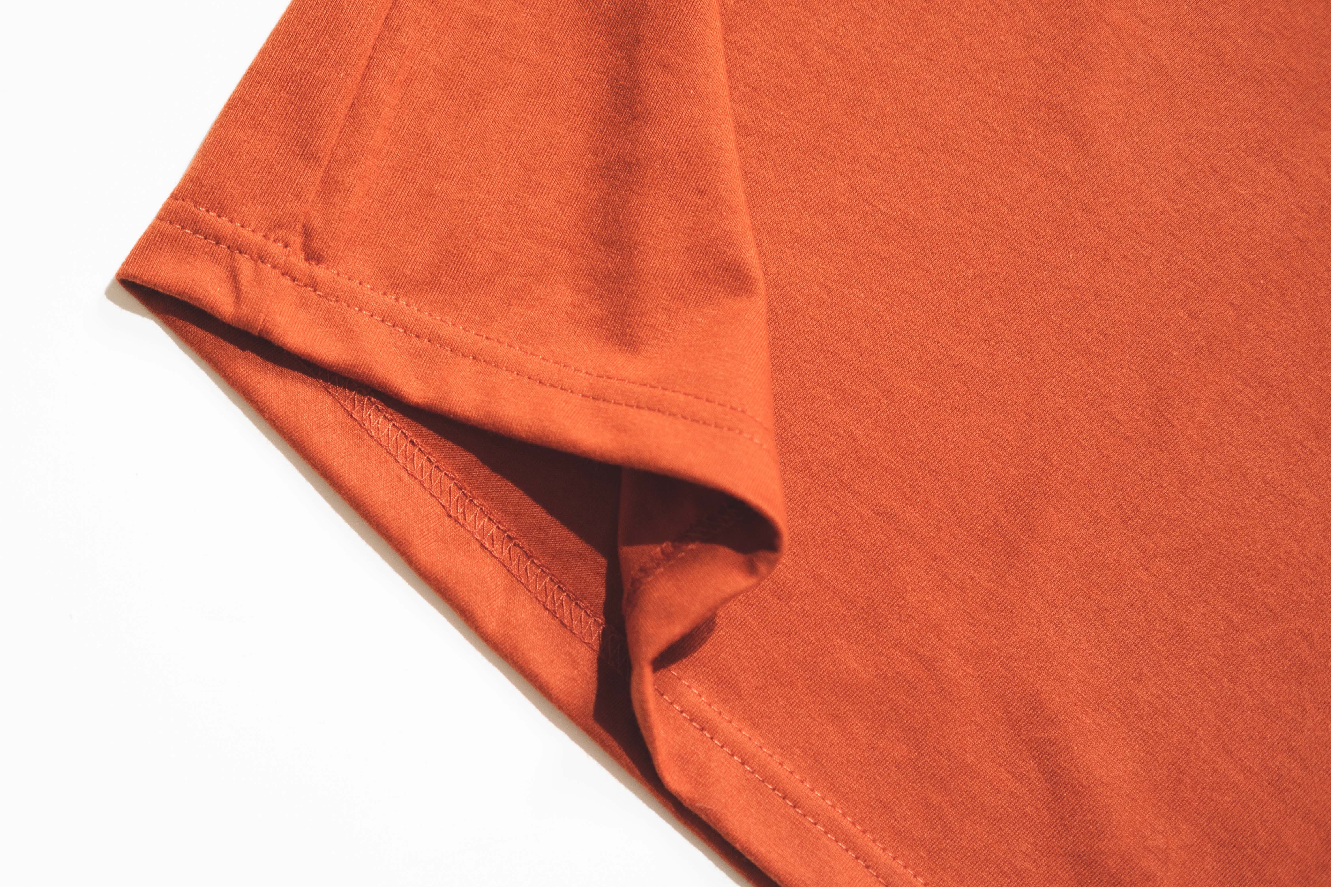 PLAIN RUST TEE