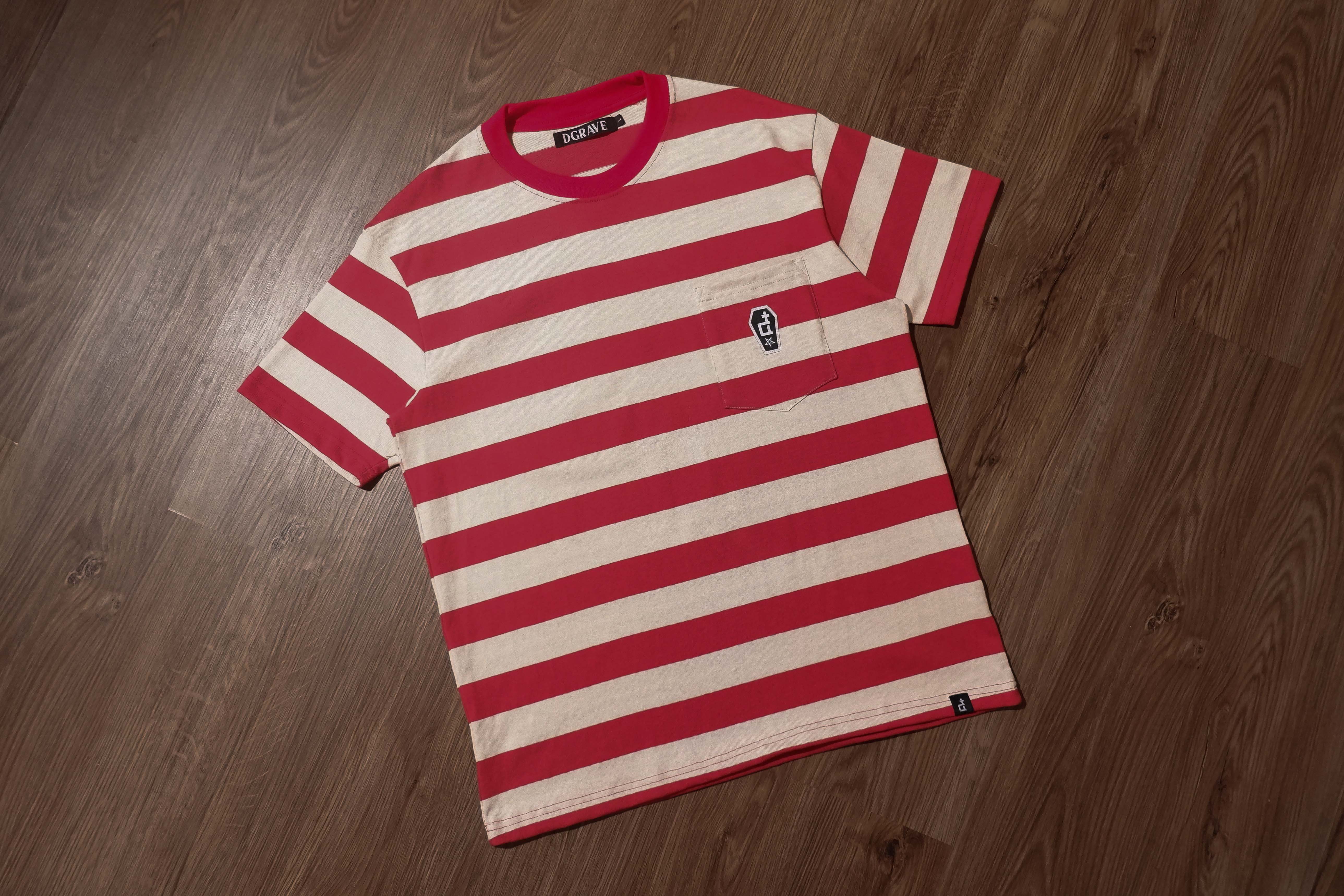 POCKET STRIPES TEE BRICK RED